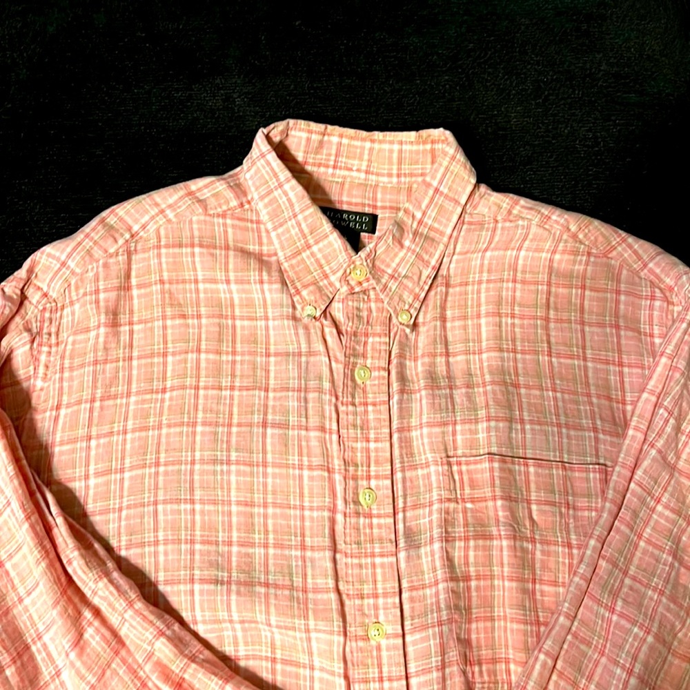 Like new Mens XL Harold Powell long sleeve dress shirt